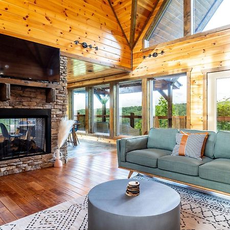 The Solstice - Amenities Galore Mountain Retreat Gatlinburg Dış mekan fotoğraf