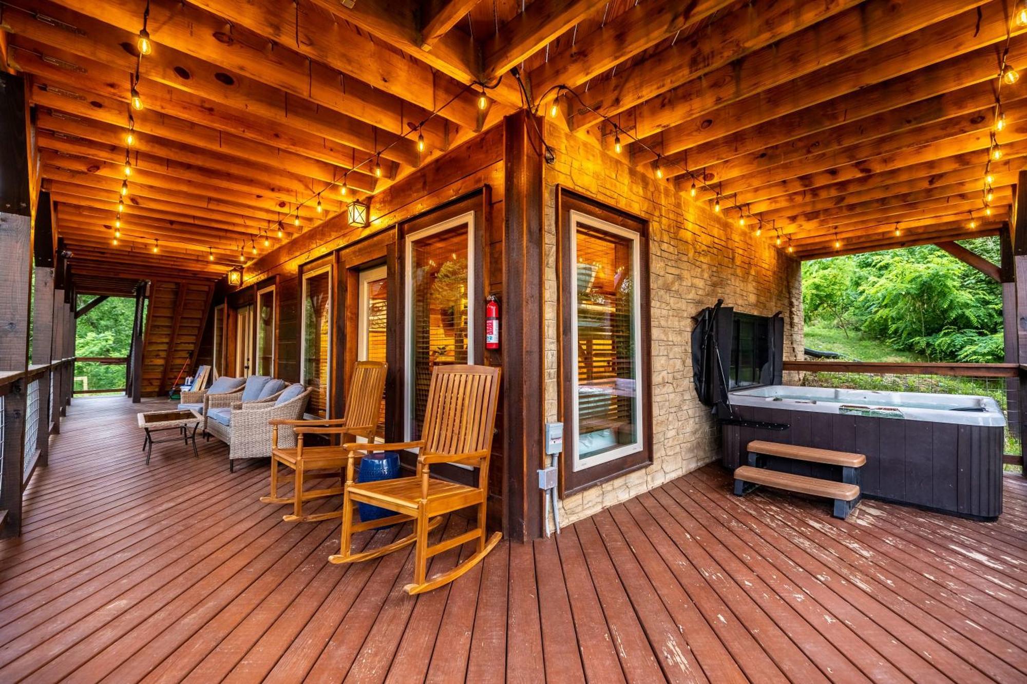 The Solstice - Amenities Galore Mountain Retreat Gatlinburg Dış mekan fotoğraf