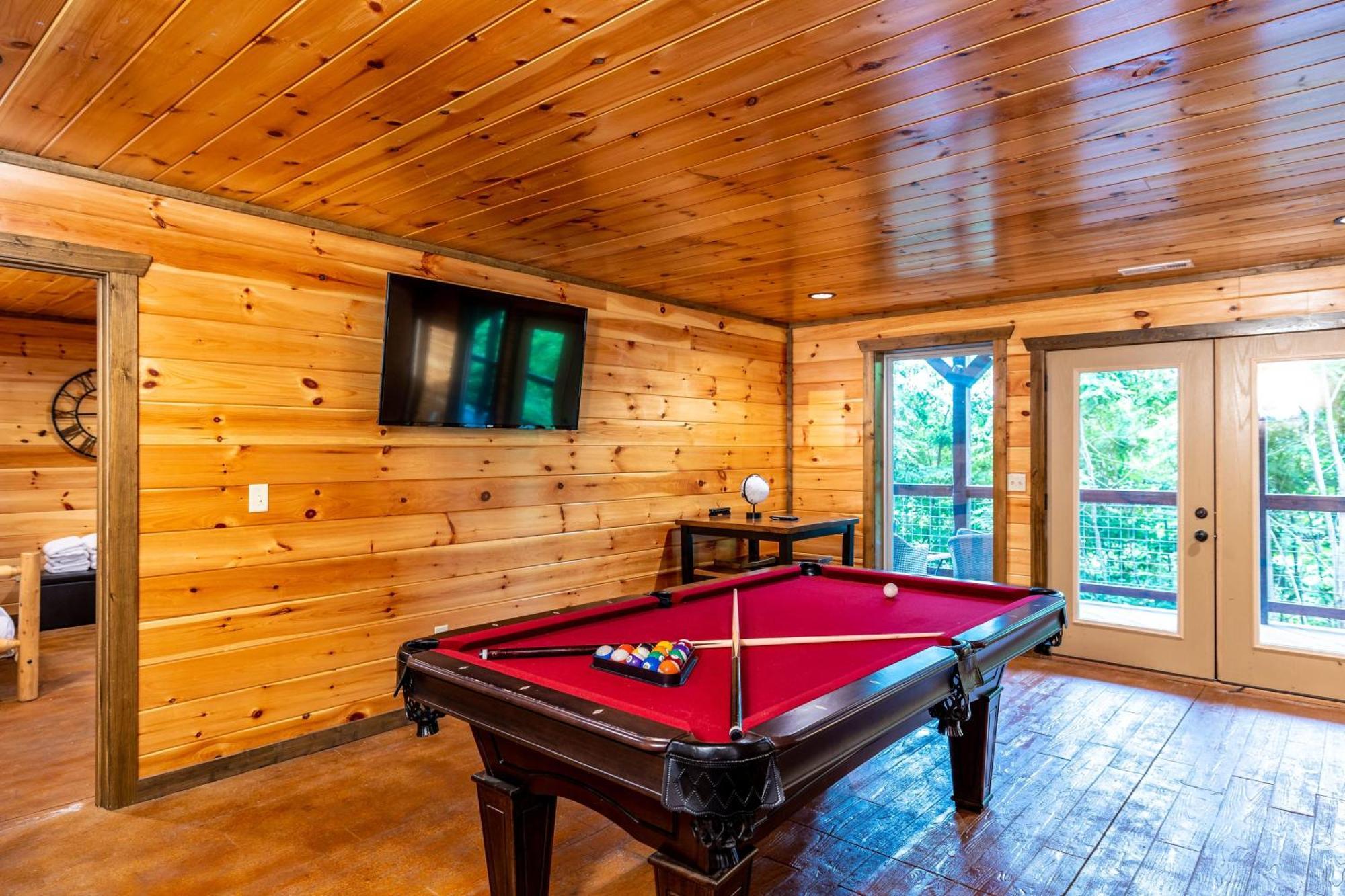 The Solstice - Amenities Galore Mountain Retreat Gatlinburg Dış mekan fotoğraf