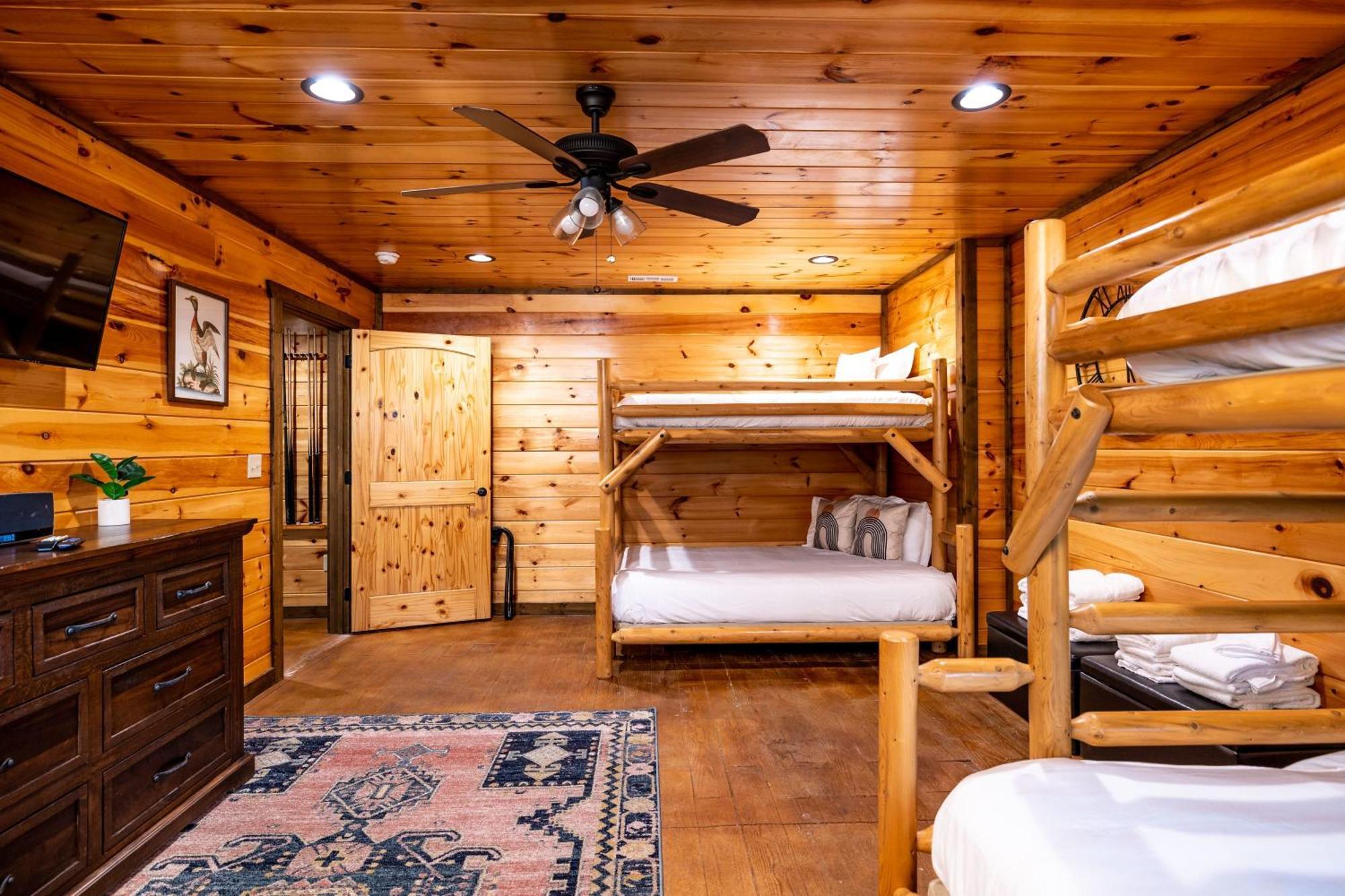 The Solstice - Amenities Galore Mountain Retreat Gatlinburg Dış mekan fotoğraf