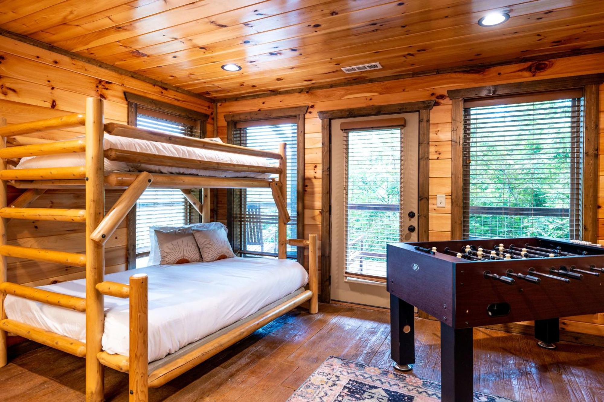 The Solstice - Amenities Galore Mountain Retreat Gatlinburg Dış mekan fotoğraf