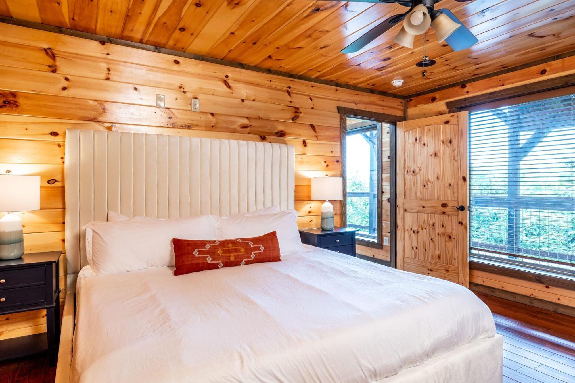 The Solstice - Amenities Galore Mountain Retreat Gatlinburg Dış mekan fotoğraf