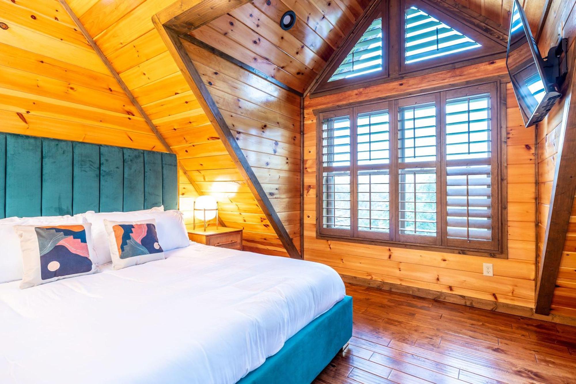 The Solstice - Amenities Galore Mountain Retreat Gatlinburg Dış mekan fotoğraf