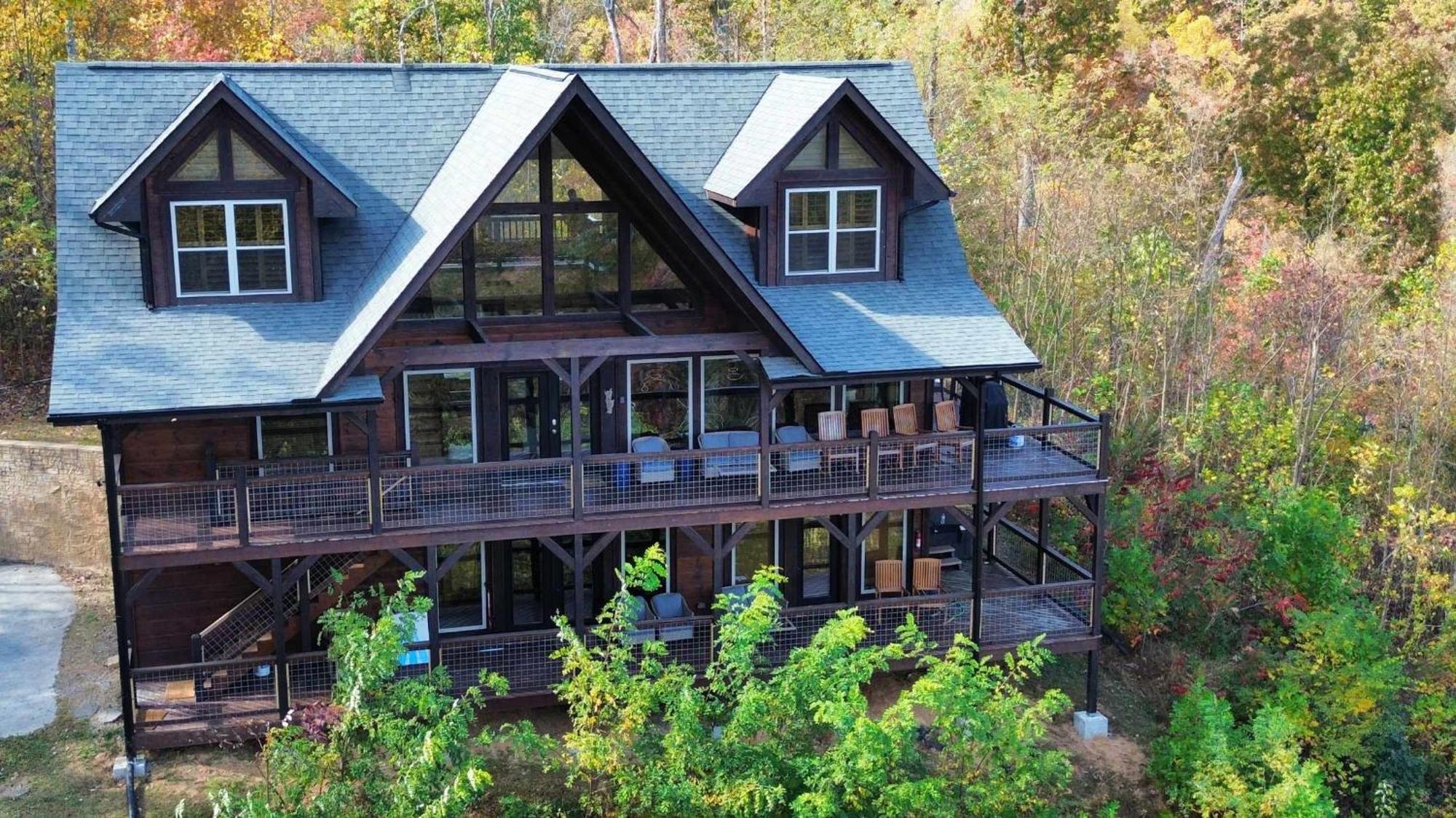 The Solstice - Amenities Galore Mountain Retreat Gatlinburg Dış mekan fotoğraf